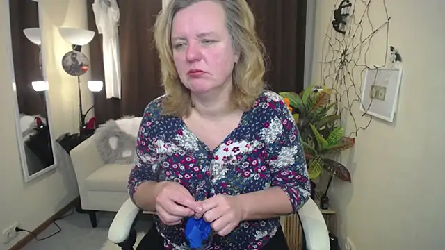 VestaWoody online show from 11-01-25, 06:59