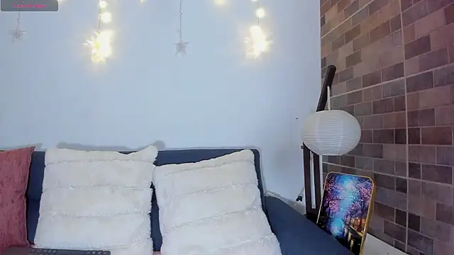 Snapshot of luna_valen chatting on 02-03-26, 09:09 luna valen online show from 02-03-26, 09:09