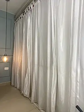 Rose monroee online show from 02-07-26, 07:39