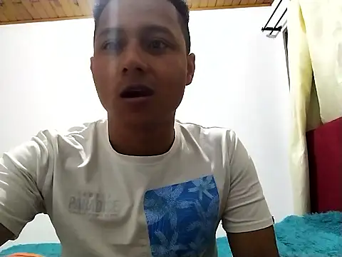 Snapshot of Capric9403 chatting on 10-04-25, 12:30 Capric9403 online show from 10-04-25, 12:30