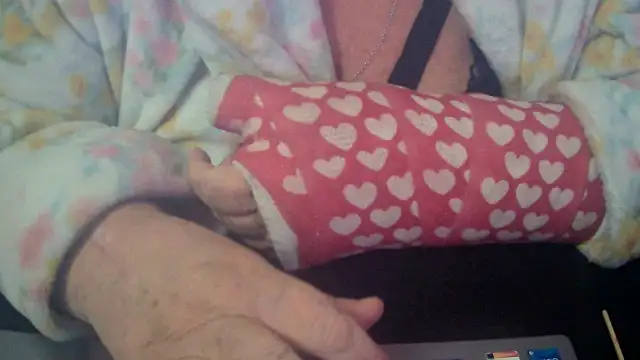 Playful MILF Demi online show from 11-16-25, 06:24