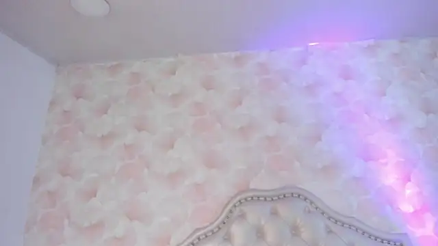 Sophia Valkova online show from 11-22-25, 03:38