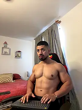 Ezzio Scolaro online show from 12-03-25, 12:36