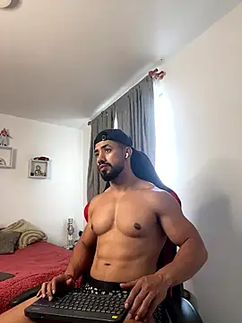 Ezzio Scolaro online show from 01-14-26, 09:09