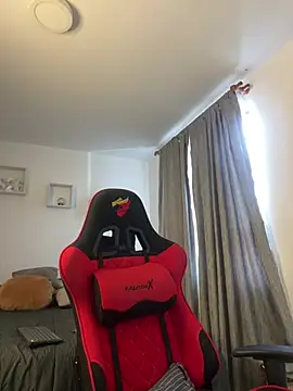 Ezzio Scolaro online show from 03-20-26, 09:08