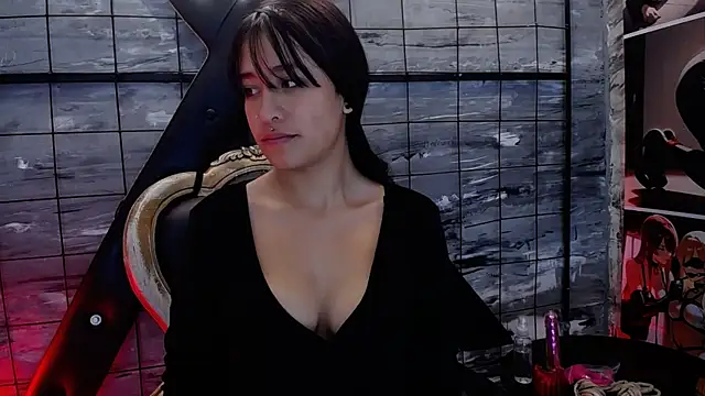 Lily Walker online show from 10-16-25, 12:06