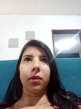 Snapshot of Jade-66 chatting on 12-18-25, 09:43 Jade-66 online show from 12-18-25, 09:43