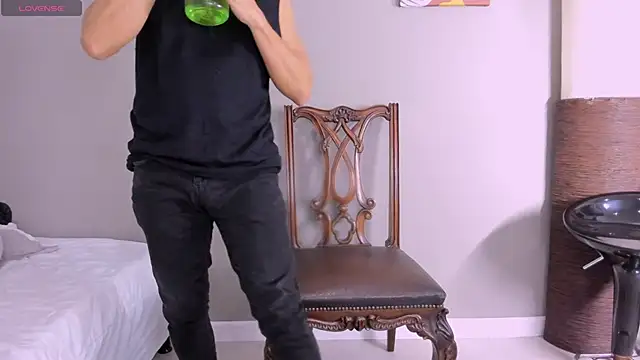  axelking  online show from 10-21-25, 11:44