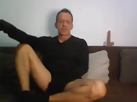  axelking  online show from 01-12-26, 03:12