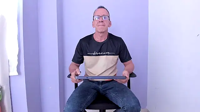  axelking  online show from 03-16-26, 11:36