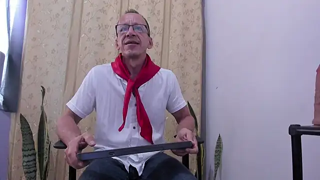  axelking  online show from 04-13-26, 11:37