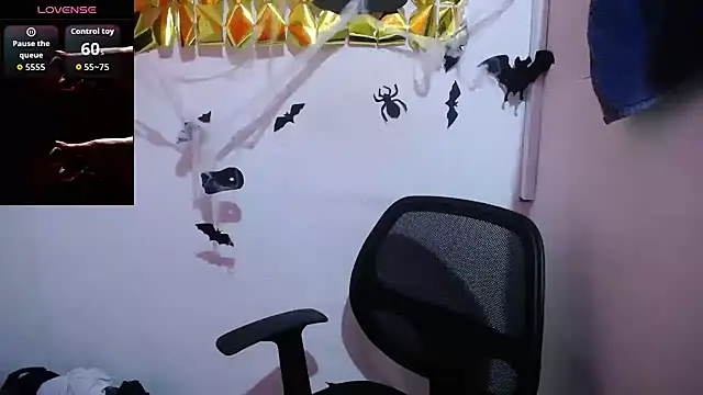 cherry blond online show from 10-16-25, 11:50