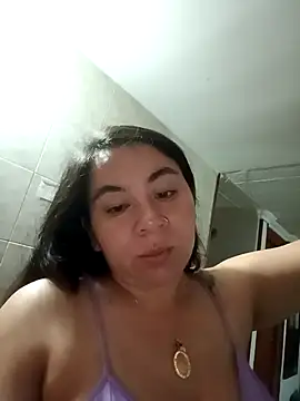 Hatria Nuu online show from 10-14-25, 01:28
