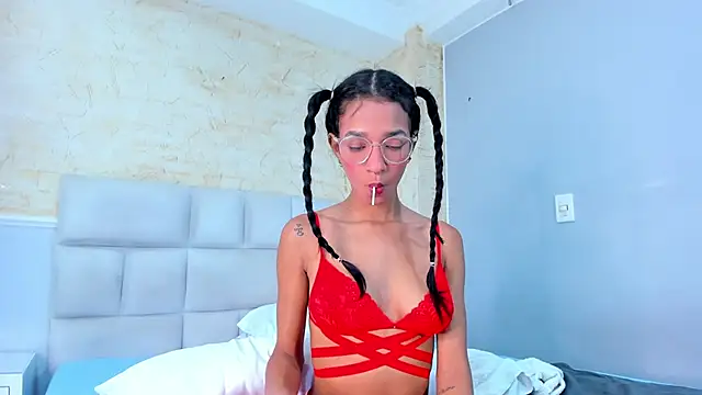 ScarletEvanss  online show from 11-21-25, 11:09