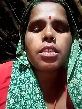 Snapshot of Janvi_tv chatting on 10-25-25, 03:07 Janvi tv online show from 10-25-25, 03:07