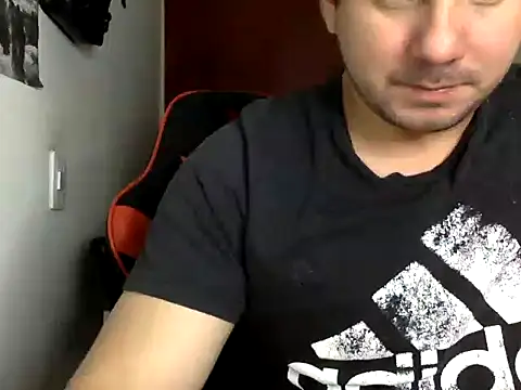 Snapshot of kaspar_6 chatting on 10-14-25, 02:12 kaspar 6 online show from 10-14-25, 02:12