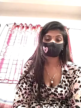 Queen-Any online show from 11-12-25, 02:45