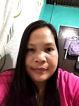 Snapshot of shyhotpinay_32 chatting on 10-27-25, 01:15 shyhotpinay 32 online show from 10-27-25, 01:15