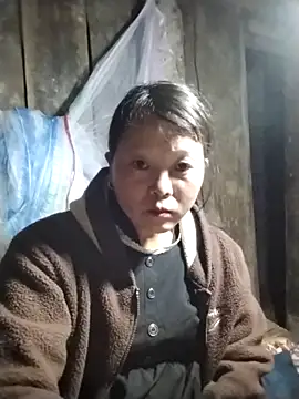 Snapshot of sumaybae chatting on 12-05-25, 08:27 sumaybae online show from 12-05-25, 08:27