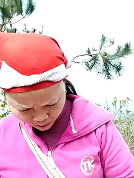 Snapshot of sumaybae chatting on 12-21-25, 04:52 sumaybae online show from 12-21-25, 04:52