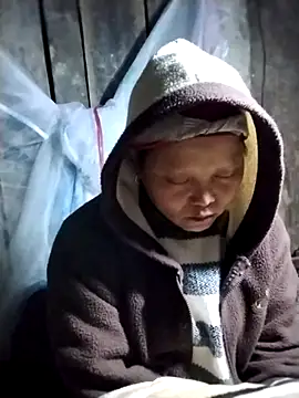 Snapshot of sumaybae chatting on 01-08-26, 05:26 sumaybae online show from 01-08-26, 05:26