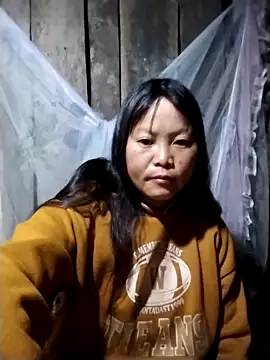 Snapshot of sumaybae chatting on 03-13-26, 09:21 sumaybae online show from 03-13-26, 09:21