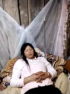 Snapshot of sumaybae chatting on 03-22-26, 05:33 sumaybae online show from 03-22-26, 05:33