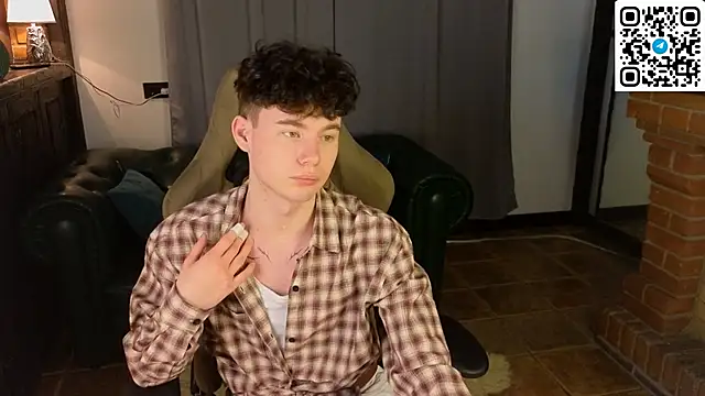 Cute Mike online show from 03-05-26, 12:23