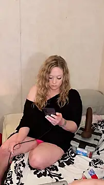 amandatheblondewife online show from 07-17-26, 09:16