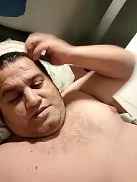 Zsoltzsolti23 online show from 11-25-25, 10:32