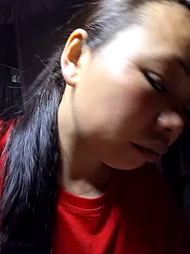 Snapshot of miomio-12 chatting on 03-04-26, 01:39 miomio-12 online show from 03-04-26, 01:39