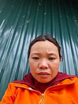 Snapshot of miomio-12 chatting on 03-07-26, 01:46 miomio-12 online show from 03-07-26, 01:46