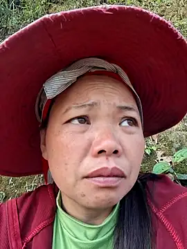 Snapshot of miomio-12 chatting on 03-24-26, 12:15 miomio-12 online show from 03-24-26, 12:15