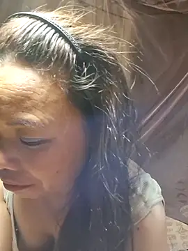 Snapshot of miomio-12 chatting on 03-29-26, 01:00 miomio-12 online show from 03-29-26, 01:00