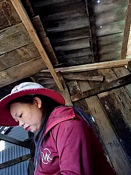 Snapshot of miomio-12 chatting on 04-03-26, 12:52 miomio-12 online show from 04-03-26, 12:52