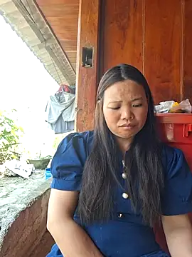 Snapshot of miomio-12 chatting on 04-06-26, 05:08 miomio-12 online show from 04-06-26, 05:08