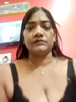 rashmi hott online show from 10-06-25, 08:01