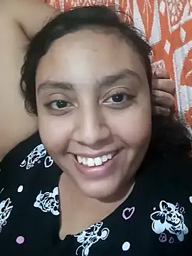 Snapshot of ZS_Oficial chatting on 04-22-26, 12:57 ZS Oficial online show from 04-22-26, 12:57