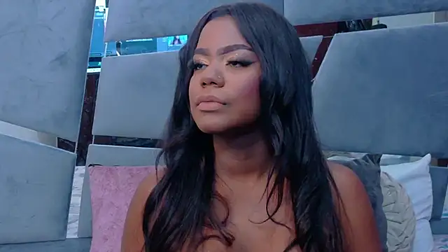 Snapshot of LorraiineJohnson chatting on 11-06-25, 07:59 LorraiineJohnson online show from 11-06-25, 07:59