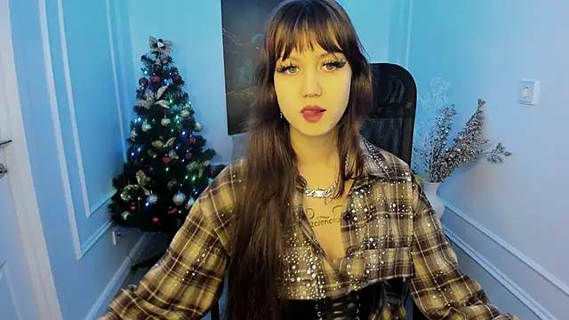 TiffanyYounge online show from 12-05-25, 12:25