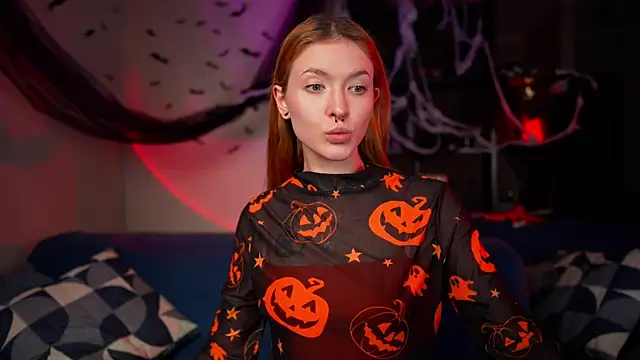 Snapshot of SsonicPorn chatting on 10-31-25, 05:14 SsonicPorn online show from 10-31-25, 05:14