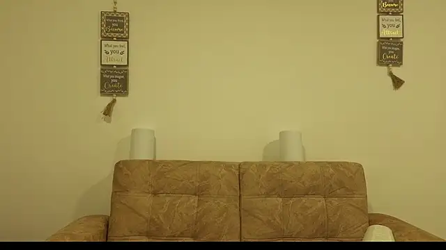 Catherine     online show from 10-12-25, 09:08