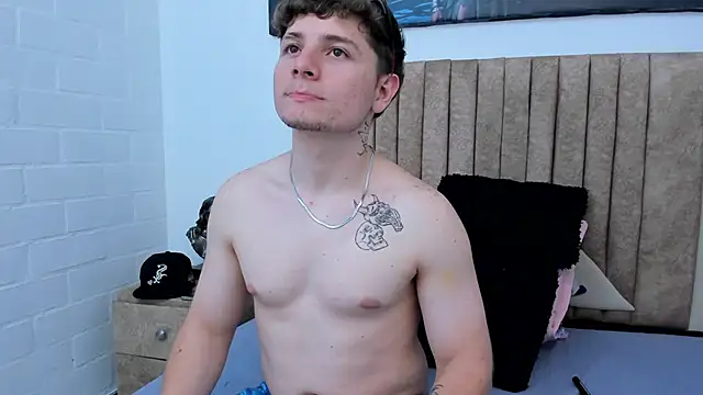 Leoo Miller online show from 10-26-25, 09:04