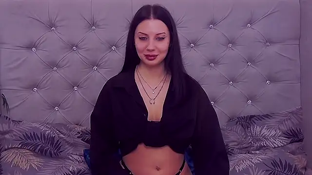 Snapshot of MaeAnna chatting on 11-14-25, 04:33 MaeAnna online show from 11-14-25, 04:33