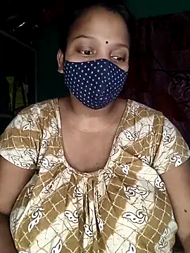 Snapshot of Shiyalsen chatting on 11-18-25, 12:49 Shiyalsen online show from 11-18-25, 12:49