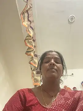 Snapshot of Sapnahot34 chatting on 11-05-25, 04:45 Sapnahot34 online show from 11-05-25, 04:45