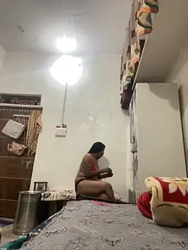 Snapshot of Sapnahot34 chatting on 11-20-25, 05:29 Sapnahot34 online show from 11-20-25, 05:29