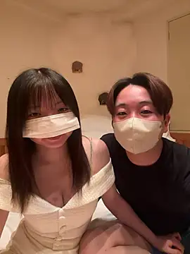 CoYu-528 online show from 11-08-25, 11:43