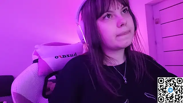 KristiBloom online show from 12-20-25, 10:50