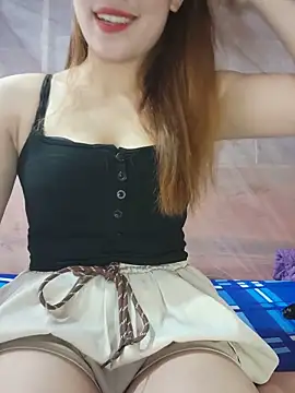 Snapshot of LylyCii6969 chatting on 06-02-26, 01:24 LylyCii6969 online show from 06-02-26, 01:24